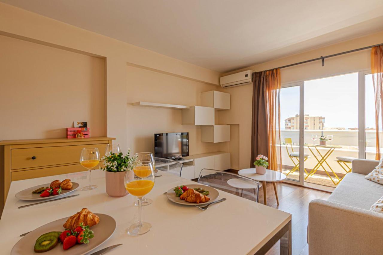 797 Holiday Rentals- Atico En Arroyo De La Miel Con Hermosas Vistas Benalmadena Luaran gambar